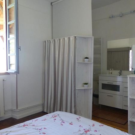 Maison Arriu Bed & Breakfast Montaut  Eksteriør bilde