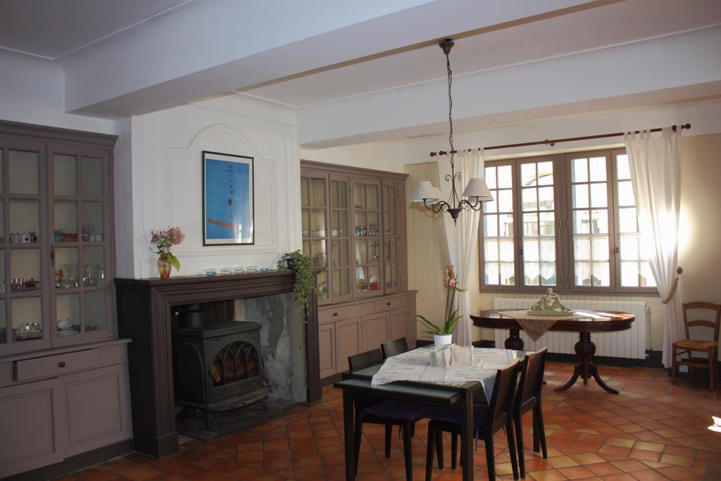 Maison Arriu Bed & Breakfast Montaut  Eksteriør bilde