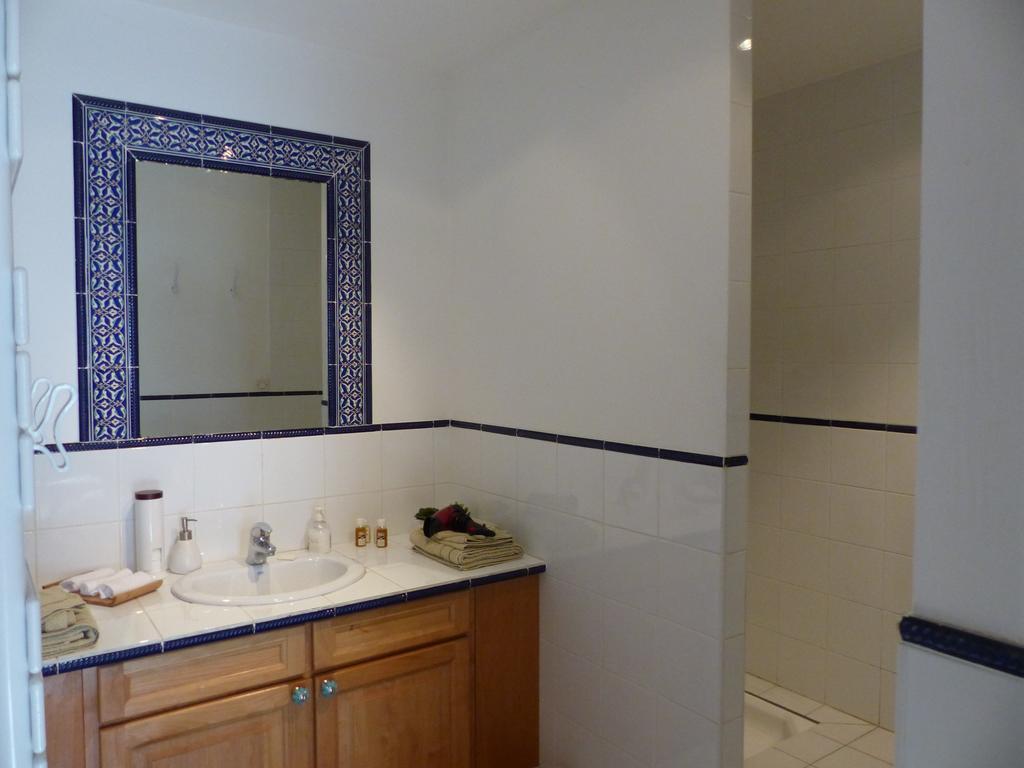 Maison Arriu Bed & Breakfast Montaut  Rom bilde