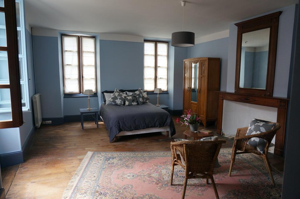 Maison Arriu Bed & Breakfast Montaut  Rom bilde