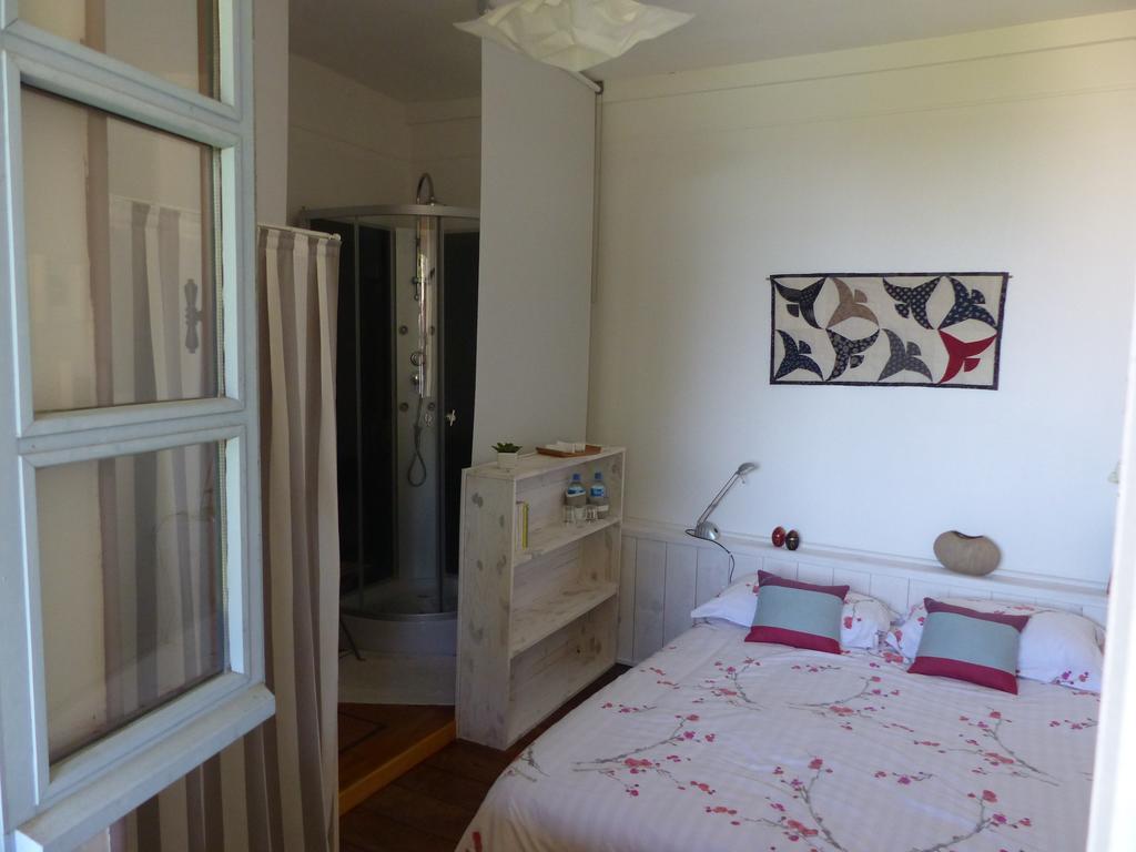 Maison Arriu Bed & Breakfast Montaut  Eksteriør bilde